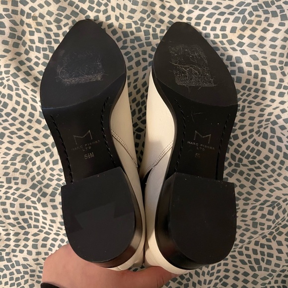 NWOT Marc Fisher Yale Chelsea boots size 6 - Picture 3 of 5